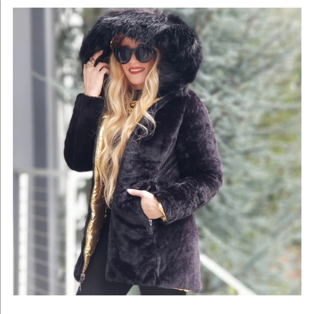 Coalition L.A. Reversible Metallic‎ Faux Fur Coat Mob Wife
